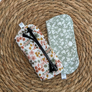Etui à lunettes ouvert
